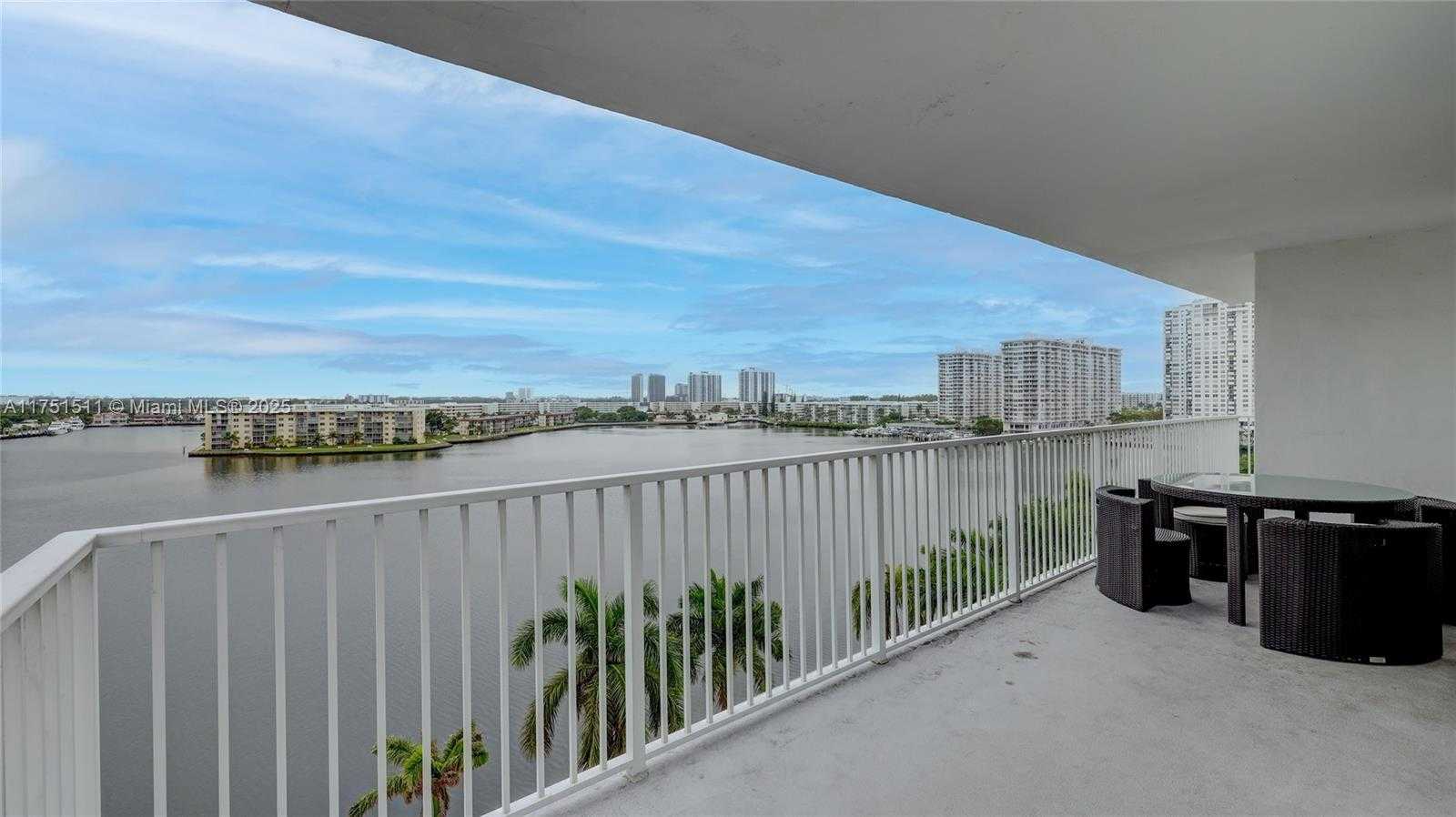 Small Image of 2851 NORTH EAST 183RD ST #817E, Aventura Number 13