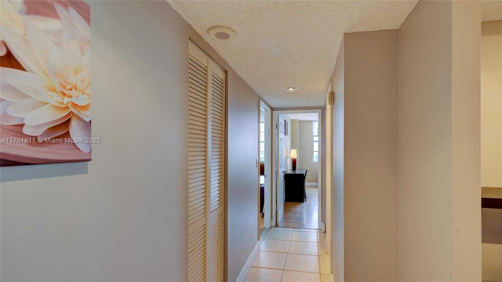 Small Image of 2851 NORTH EAST 183RD ST #817E, Aventura Number 4