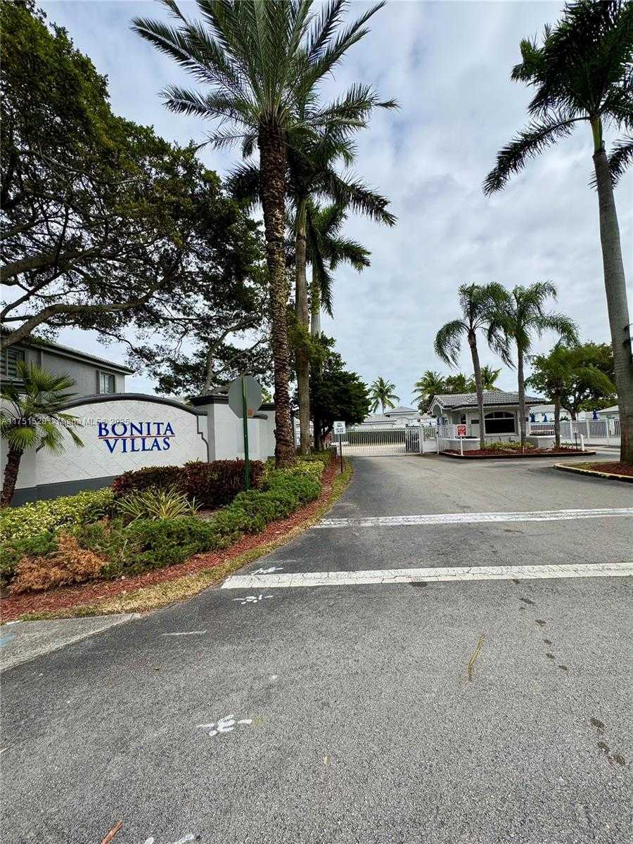 Small Image of 14190 SW 121st Pl, Miami, FL 33186, USA Number 18