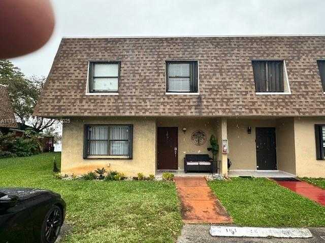 Small Image of Hialeah Number 3