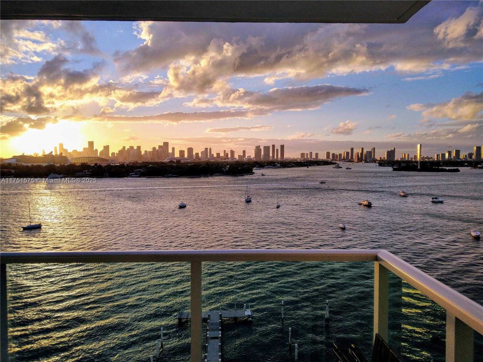 Small Image of 1000 WEST AVE #1118, Miami Beach Number 3