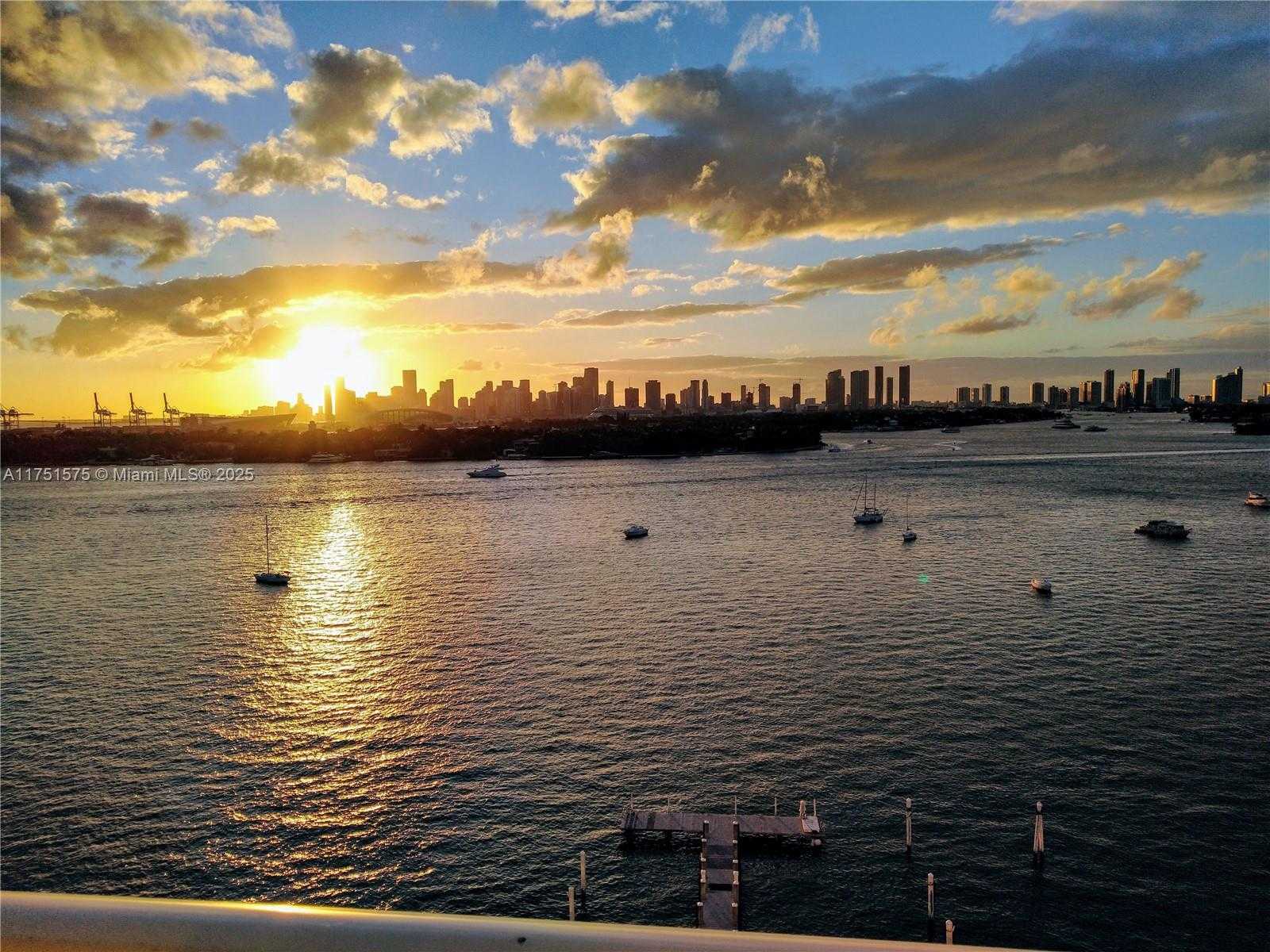 Small Image of 1000 WEST AVE #1118, Miami Beach Number 6