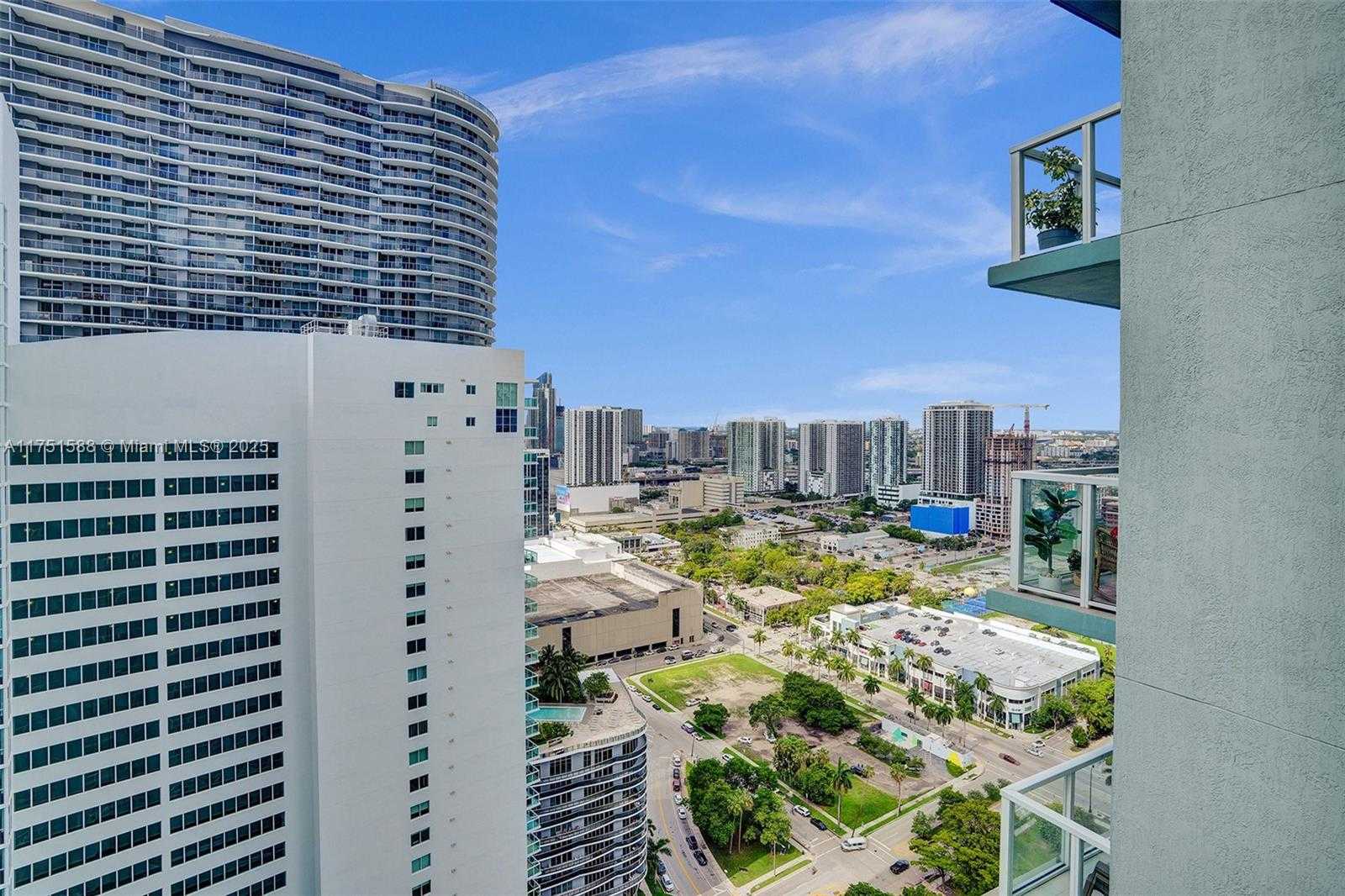 Small Image of 1900 NORTH BAYSHORE DR #3407, Miami Number 11