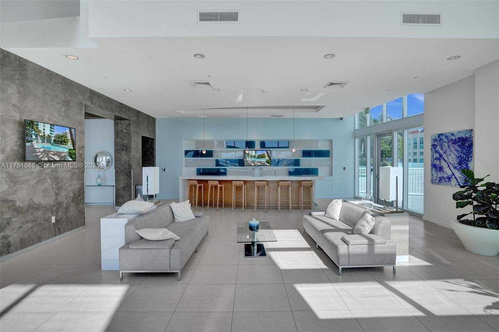 Small Image of 1900 NORTH BAYSHORE DR #3407, Miami Number 18