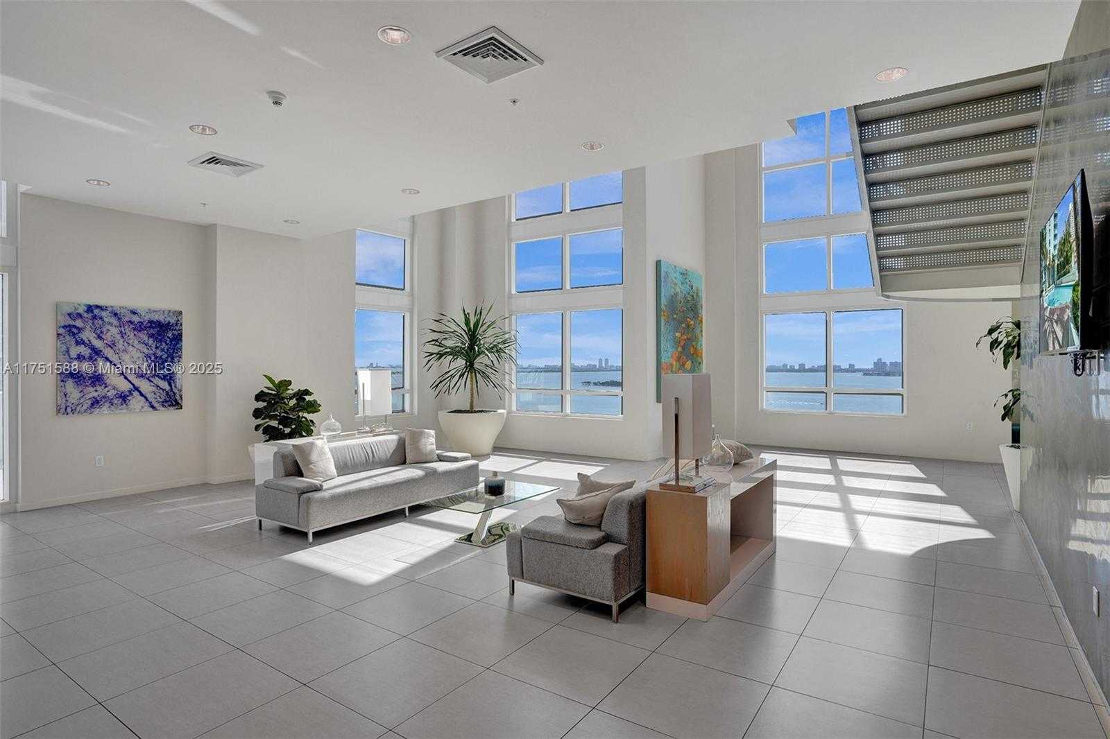 Small Image of 1900 NORTH BAYSHORE DR #3407, Miami Number 19
