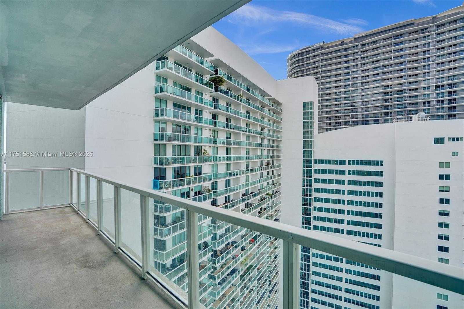 Small Image of 1900 NORTH BAYSHORE DR #3407, Miami Number 6