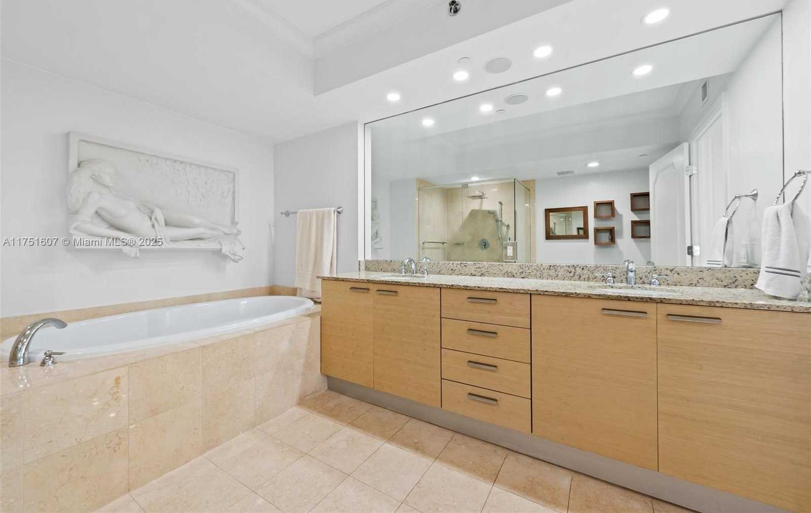 Small Image of 1830 SOUTH OCEAN DR #3708, Hallandale Beach Number 20