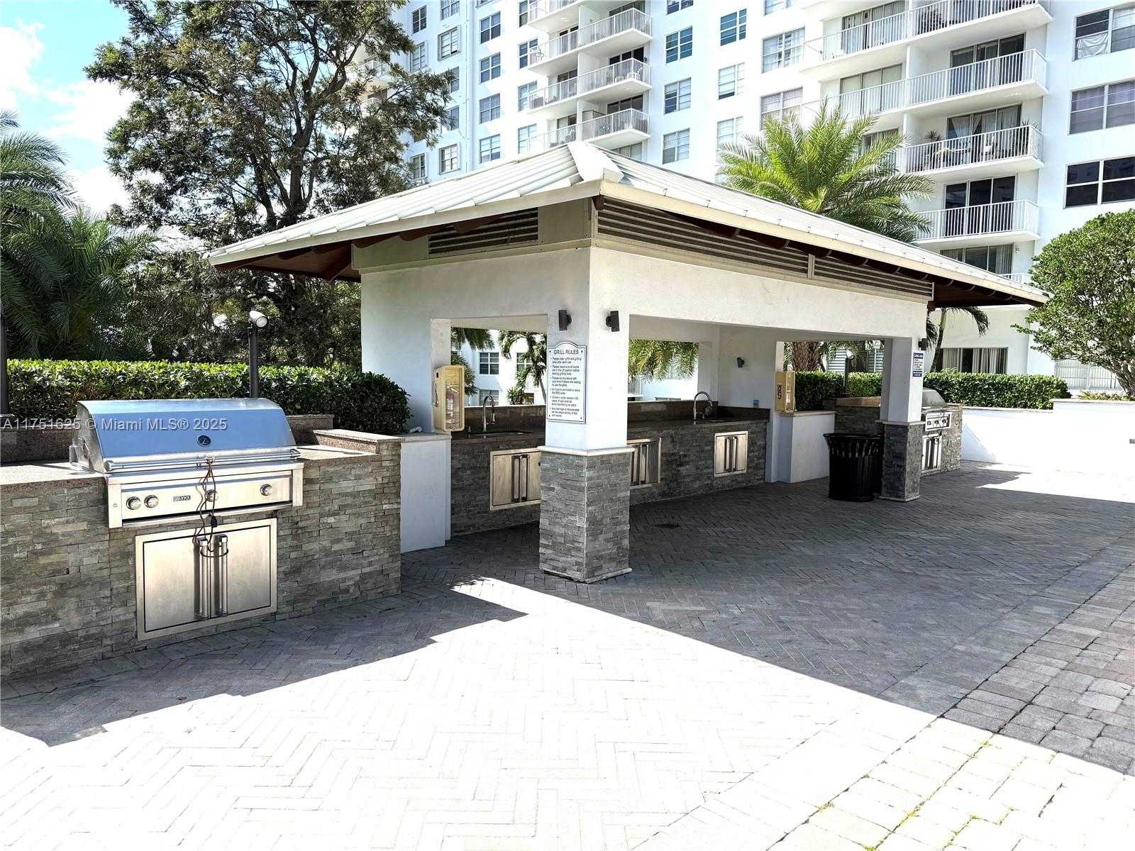 Small Image of 2801 NORTH EAST 183RD ST #806W, Aventura Number 11