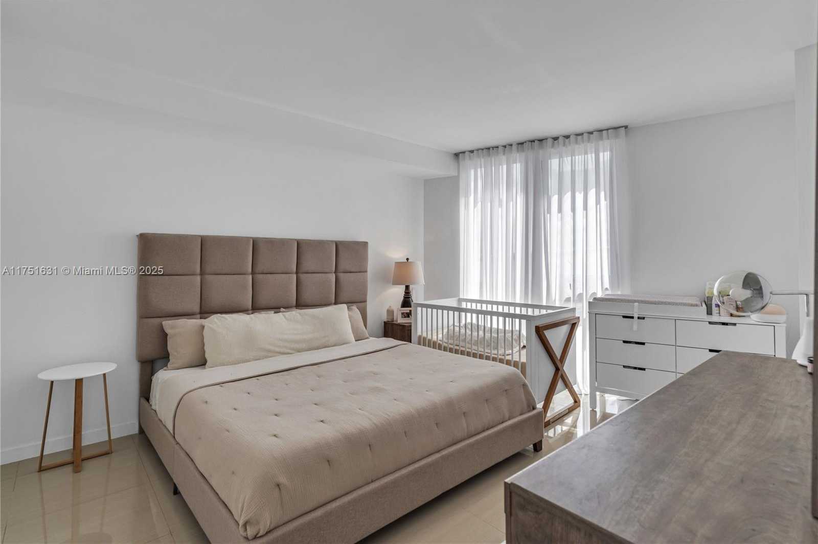 Small Image of 31 SOUTH EAST 6TH ST #702, Miami Number 13