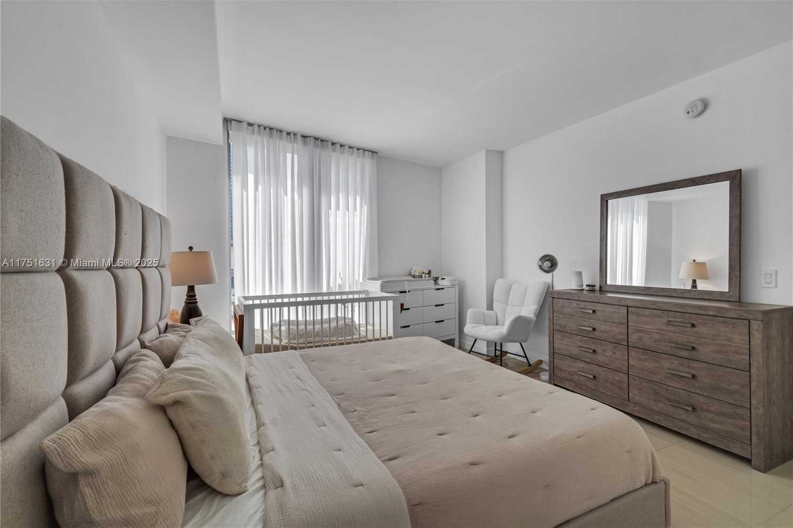 Small Image of 31 SOUTH EAST 6TH ST #702, Miami Number 14