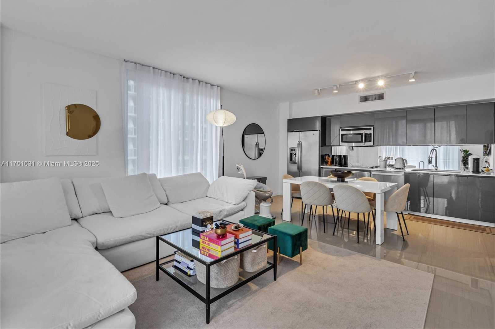 Small Image of 31 SOUTH EAST 6TH ST #702, Miami Number 5