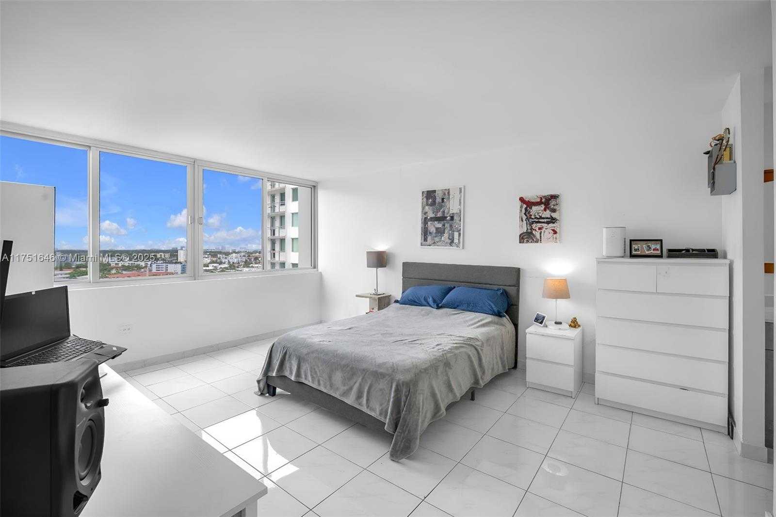 Small Image of 7135 COLLINS AVE #1225, Miami Beach Number 16