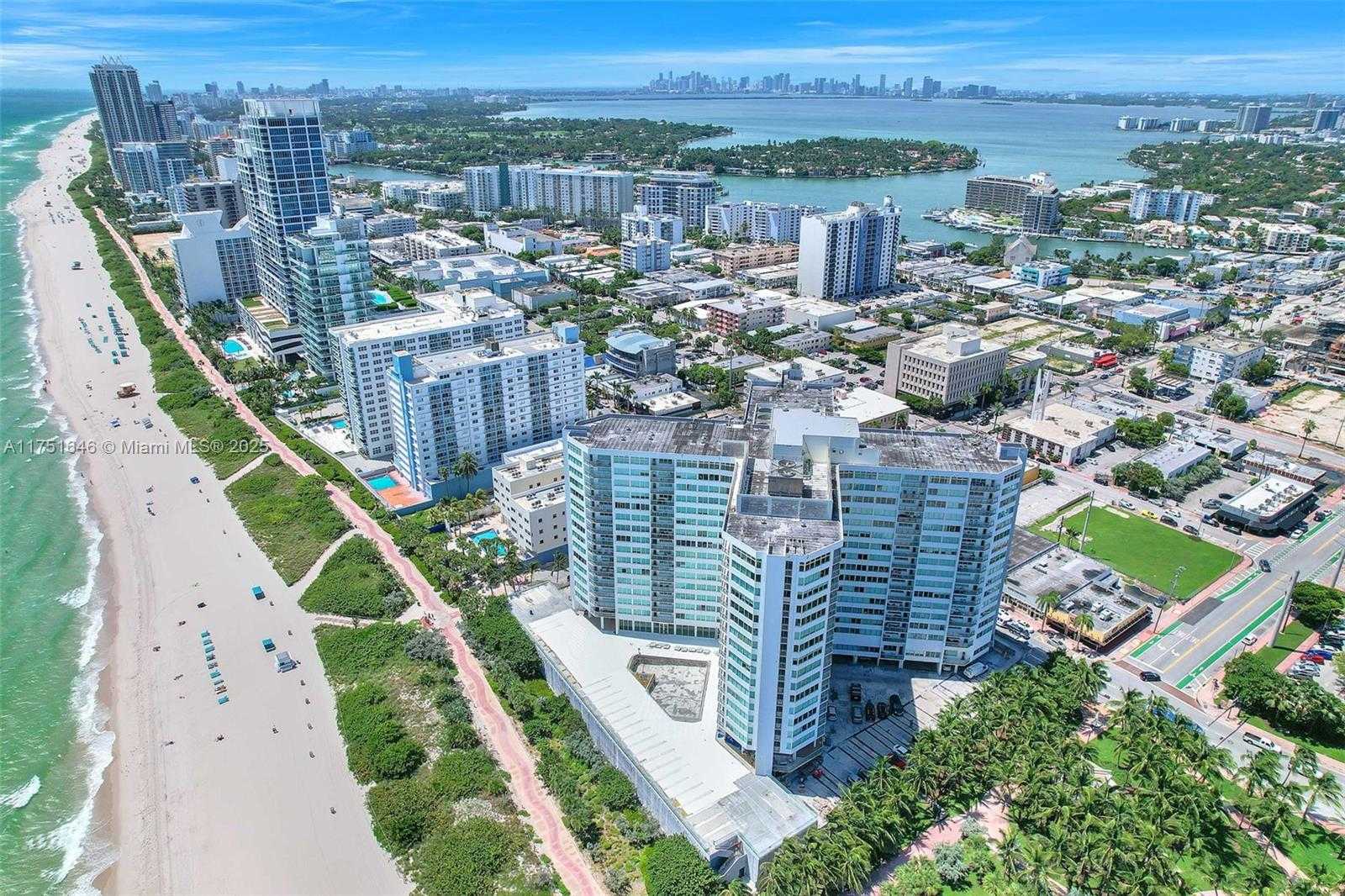 Small Image of 7135 COLLINS AVE #1225, Miami Beach Number 2