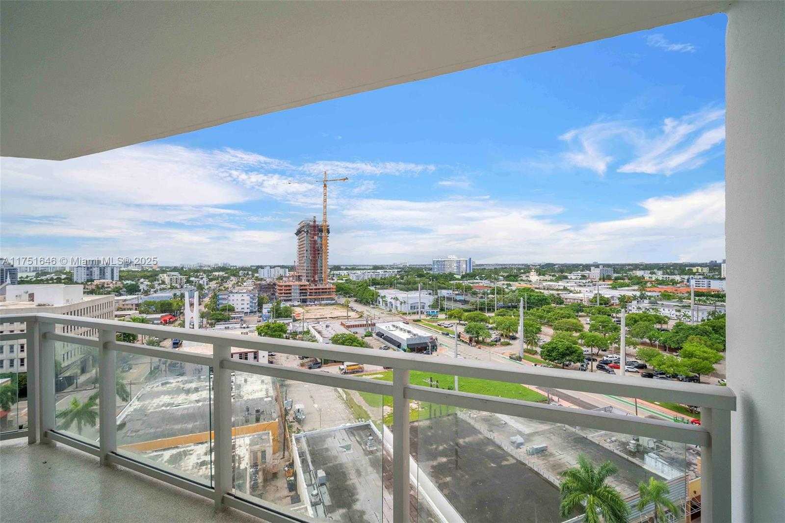 Small Image of 7135 COLLINS AVE #1225, Miami Beach Number 24