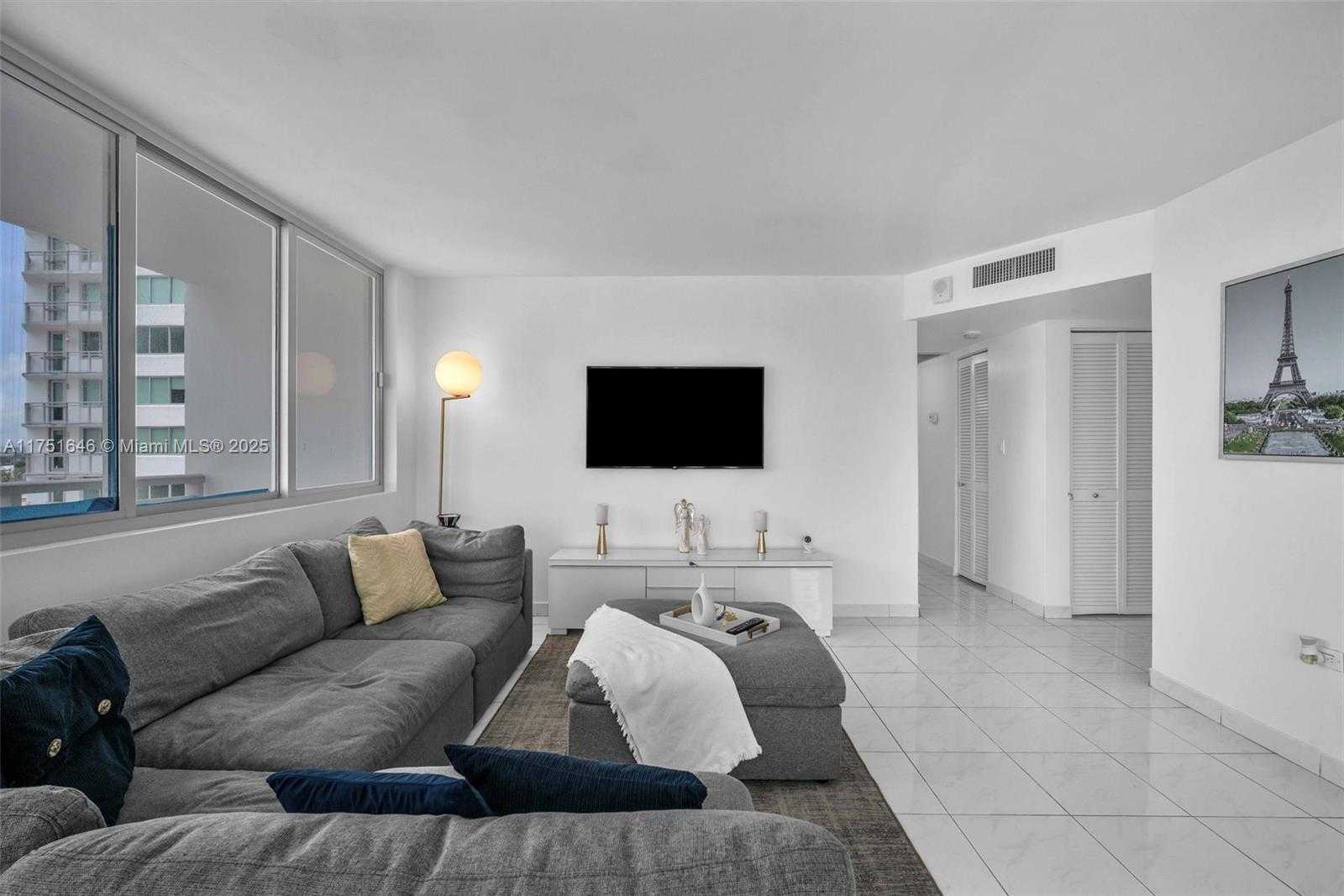 Small Image of 7135 COLLINS AVE #1225, Miami Beach Number 26