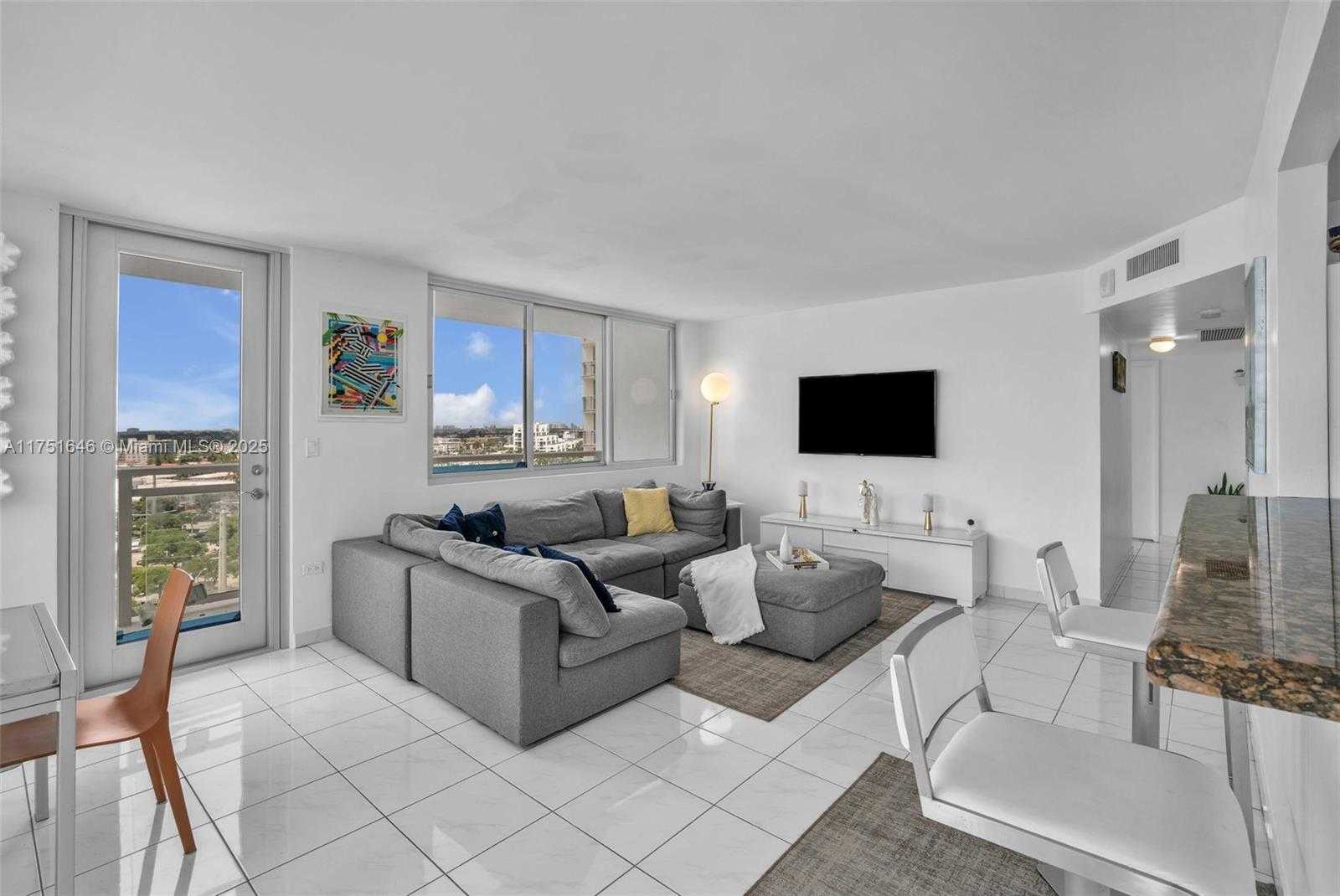 Small Image of 7135 COLLINS AVE #1225, Miami Beach Number 27