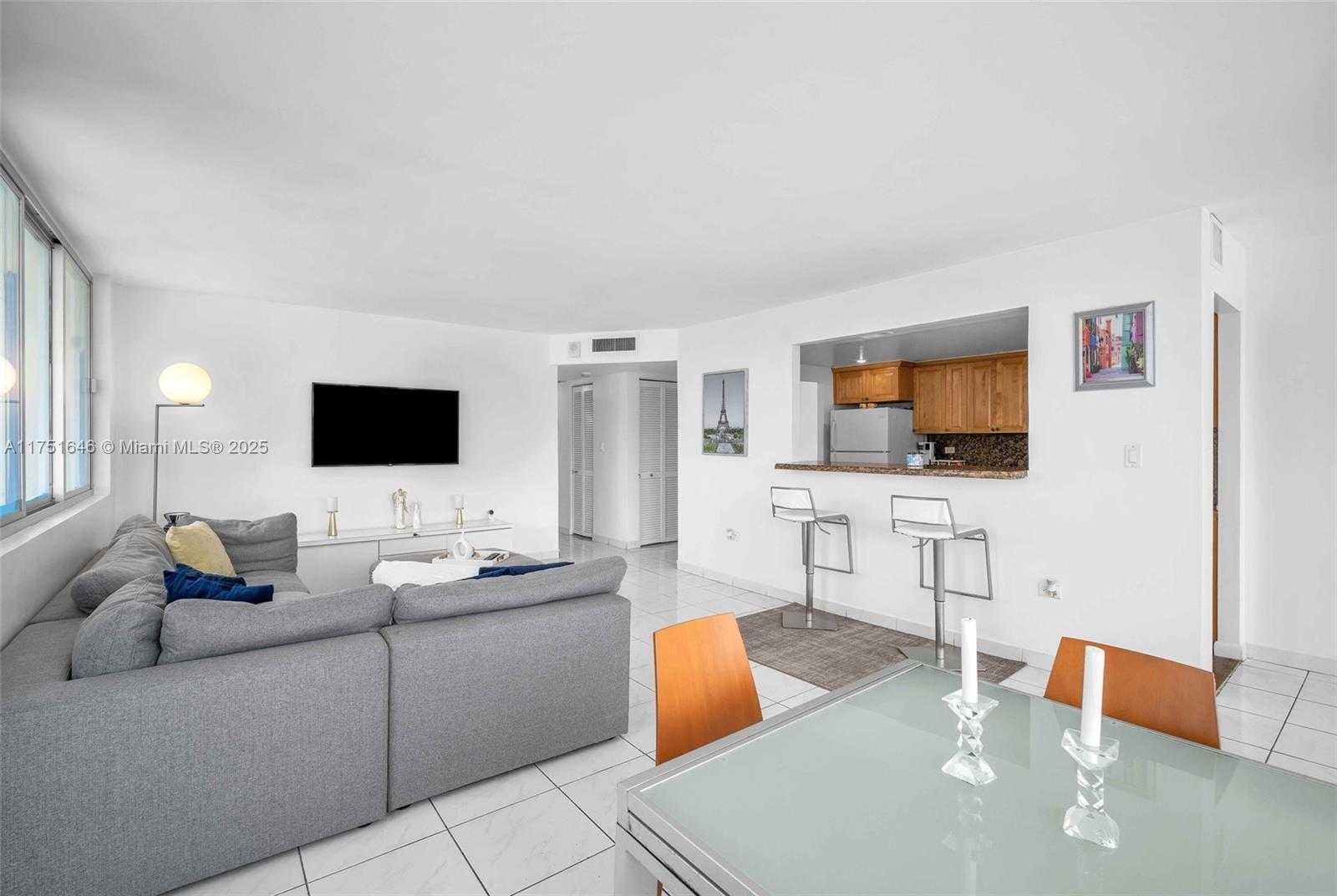Small Image of 7135 COLLINS AVE #1225, Miami Beach Number 29