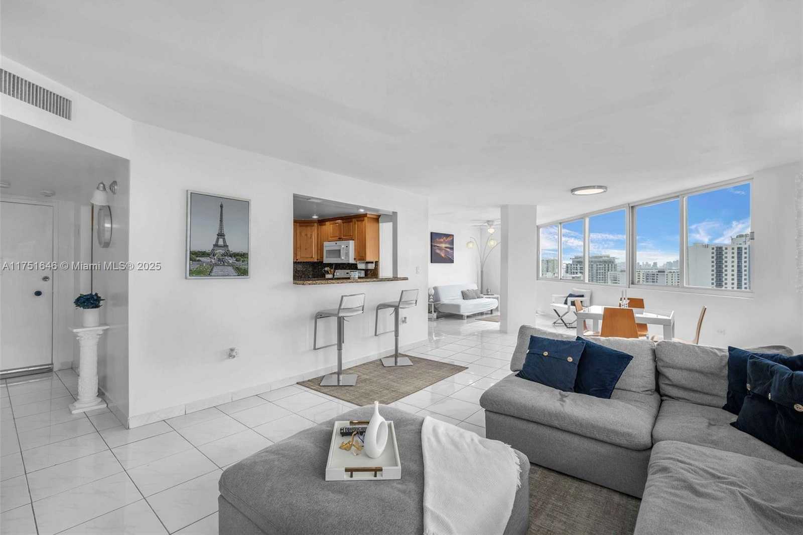 Small Image of 7135 COLLINS AVE #1225, Miami Beach Number 33