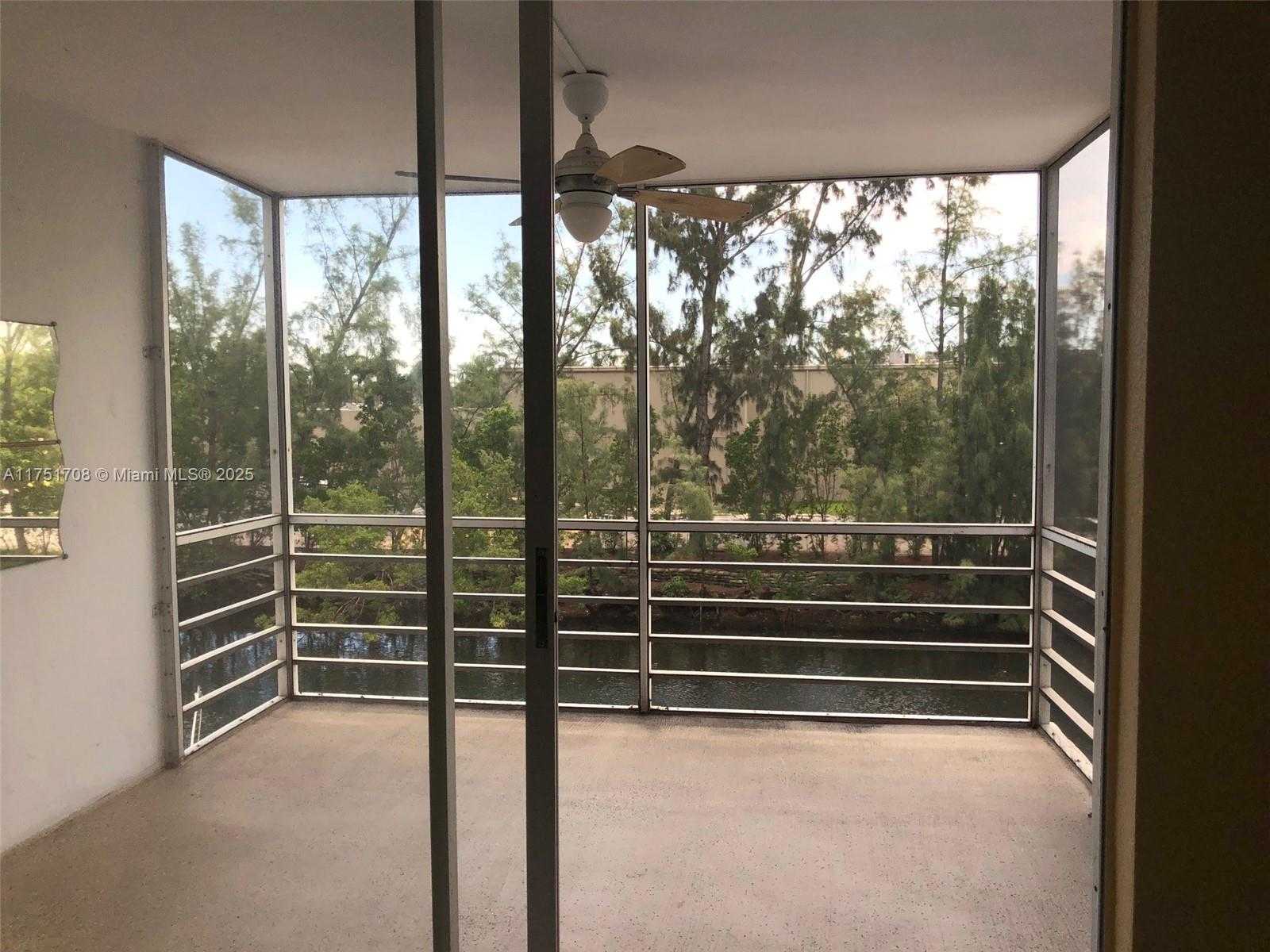 Small Image of 3660 NORTH EAST 166TH ST #305, North Miami Beach Number 5