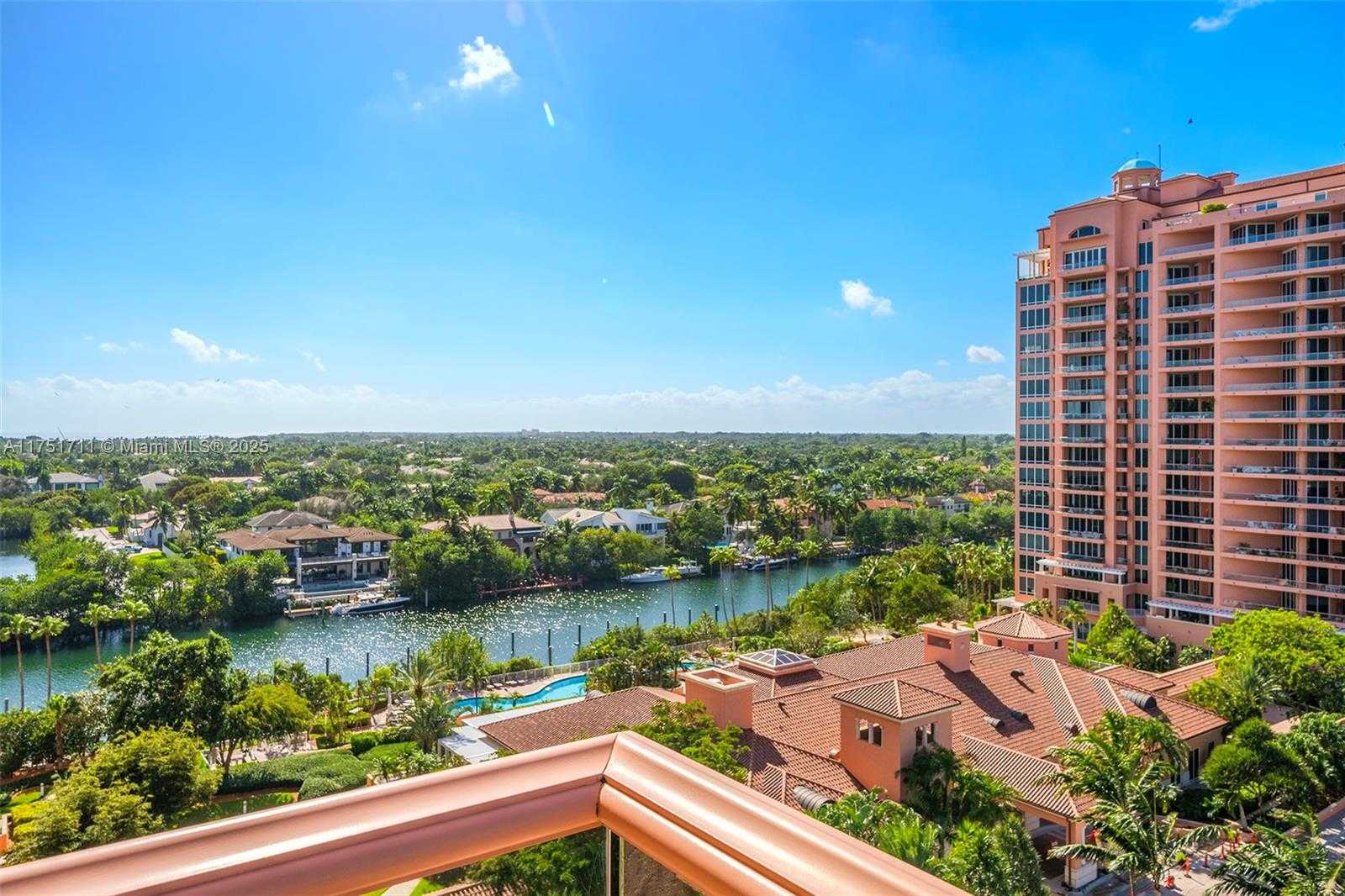 Small Image of 10 EDGEWATER DR #10H, Coral Gables Number 16