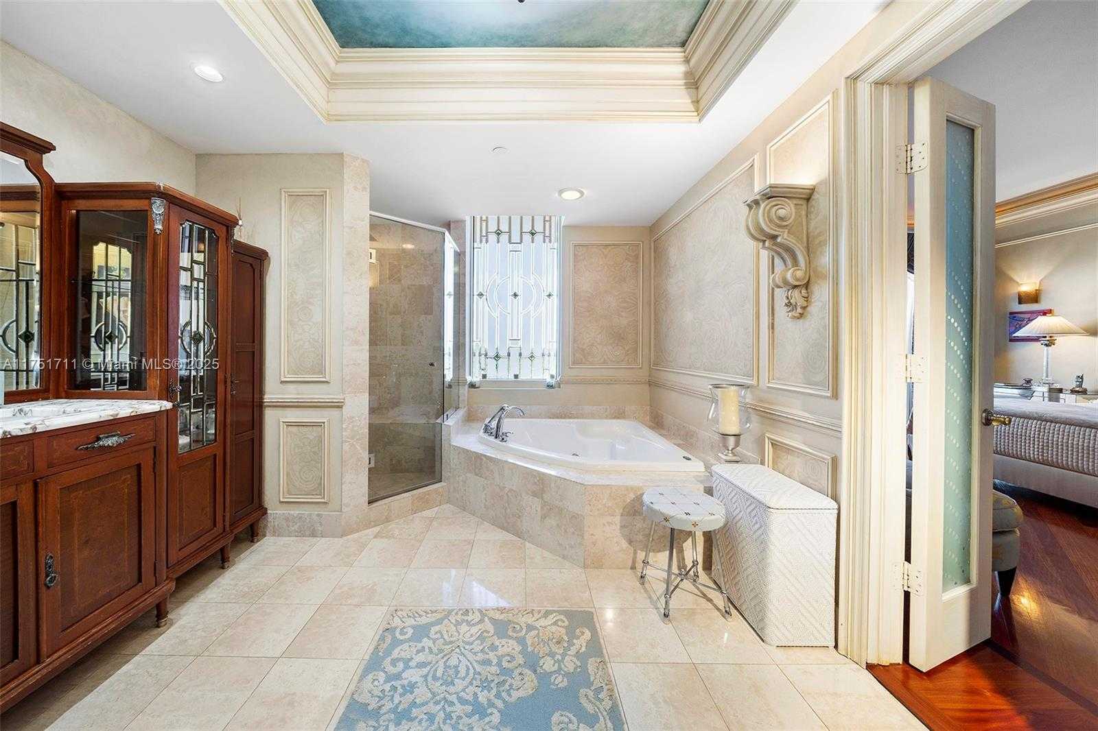 Small Image of 10 EDGEWATER DR #10H, Coral Gables Number 30