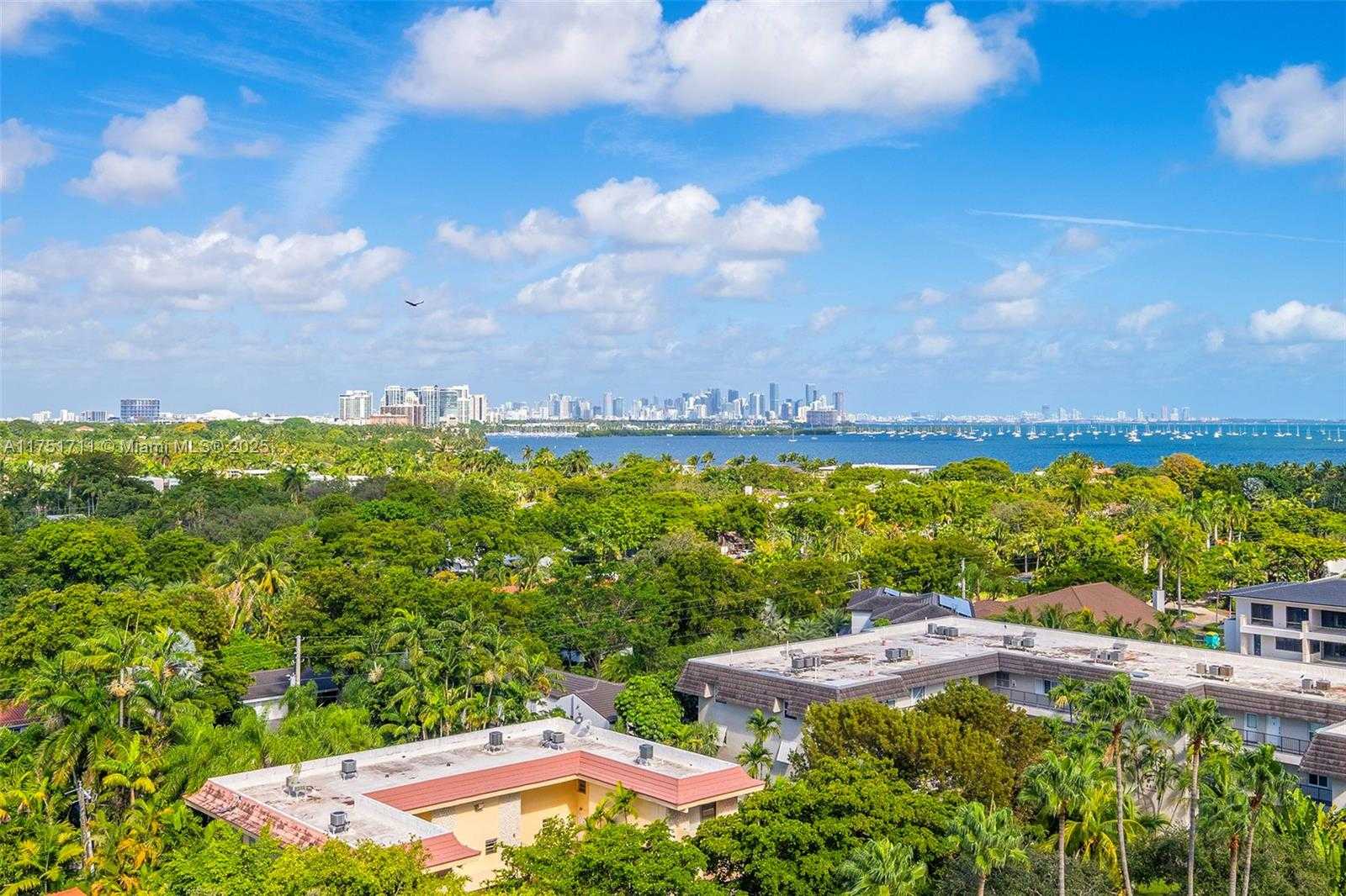 Small Image of 10 EDGEWATER DR #10H, Coral Gables Number 35