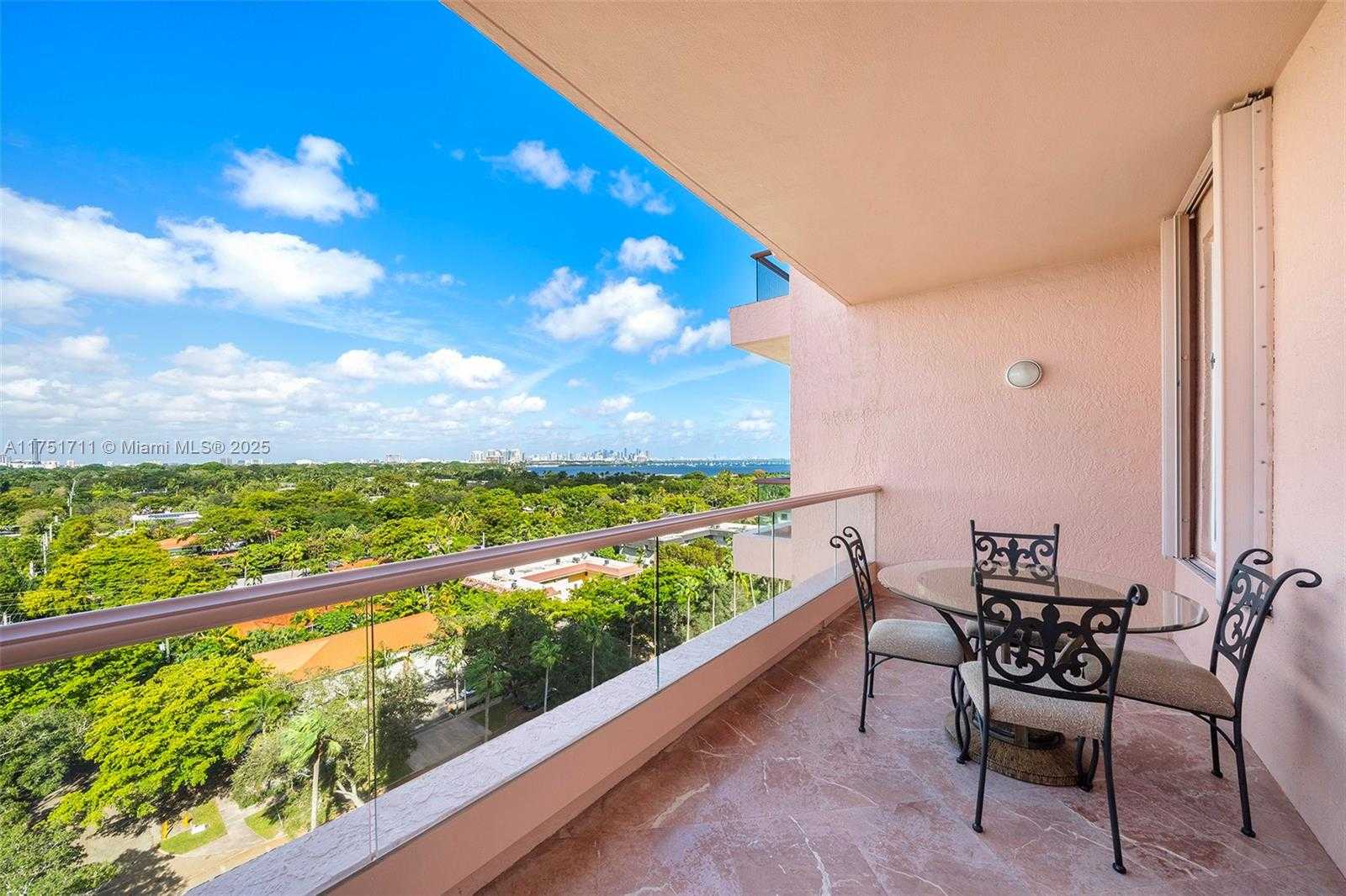 Small Image of 10 EDGEWATER DR #10H, Coral Gables Number 43