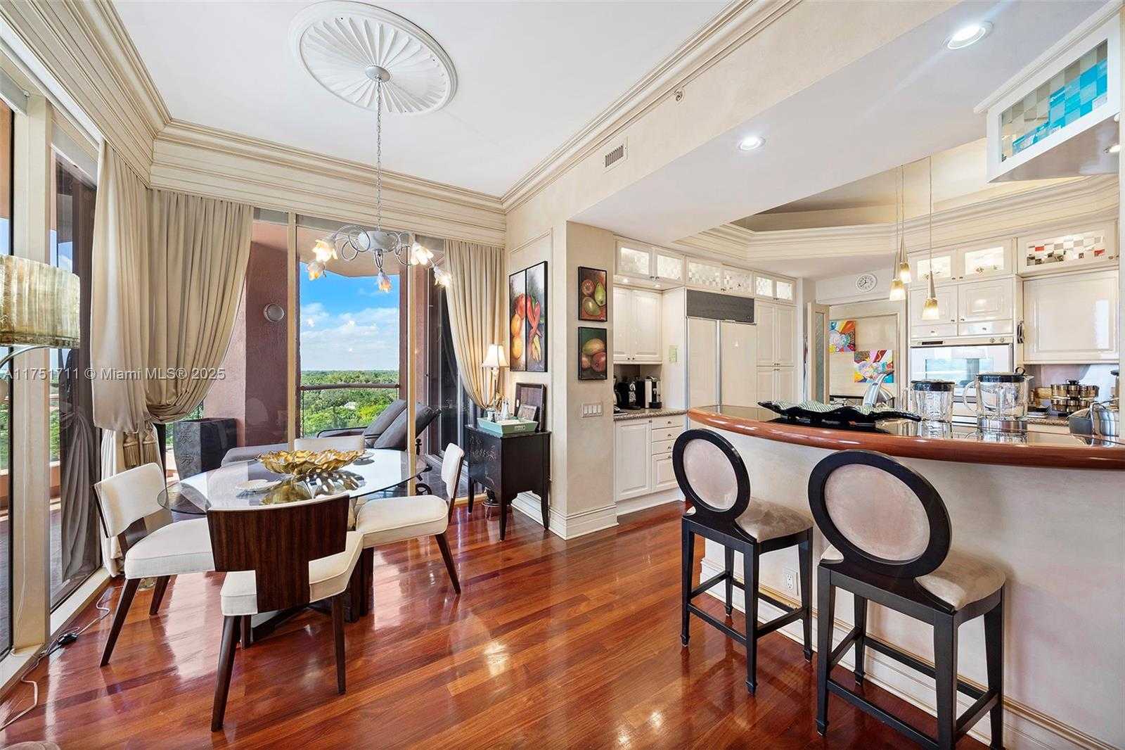 Small Image of 10 EDGEWATER DR #10H, Coral Gables Number 6
