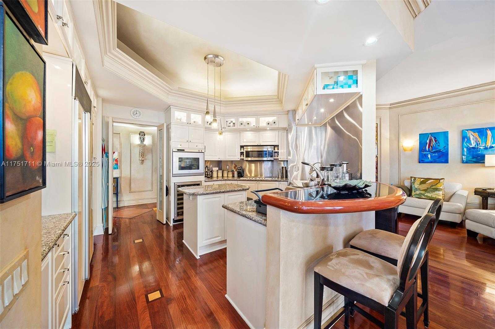Small Image of 10 EDGEWATER DR #10H, Coral Gables Number 9
