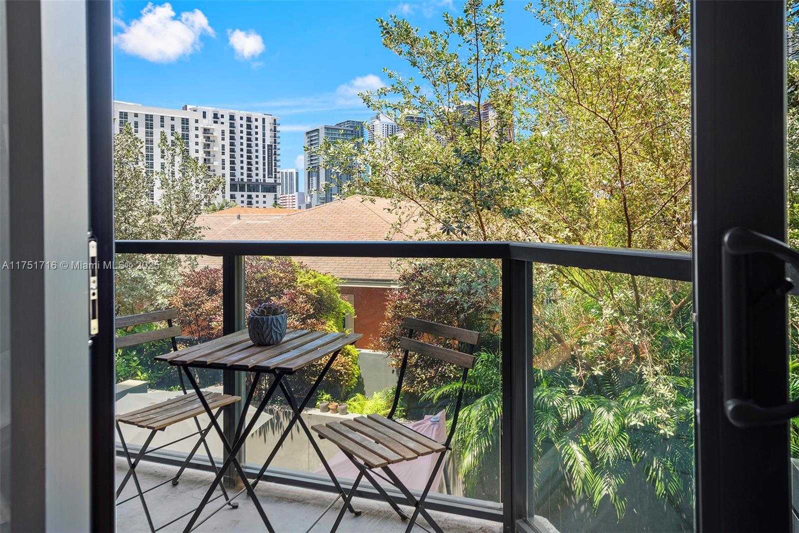 Small Image of 201 SOUTH WEST 17TH RD #411, Miami Number 14