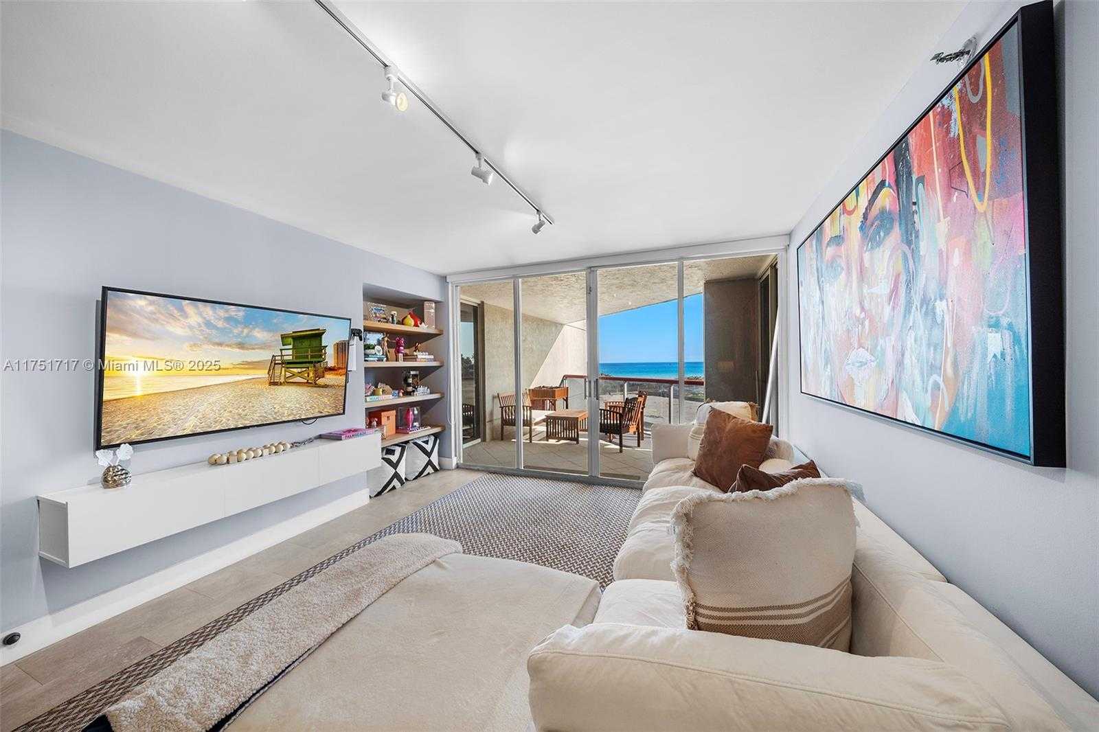 Small Image of 6767 COLLINS AVE #302, Miami Beach Number 10