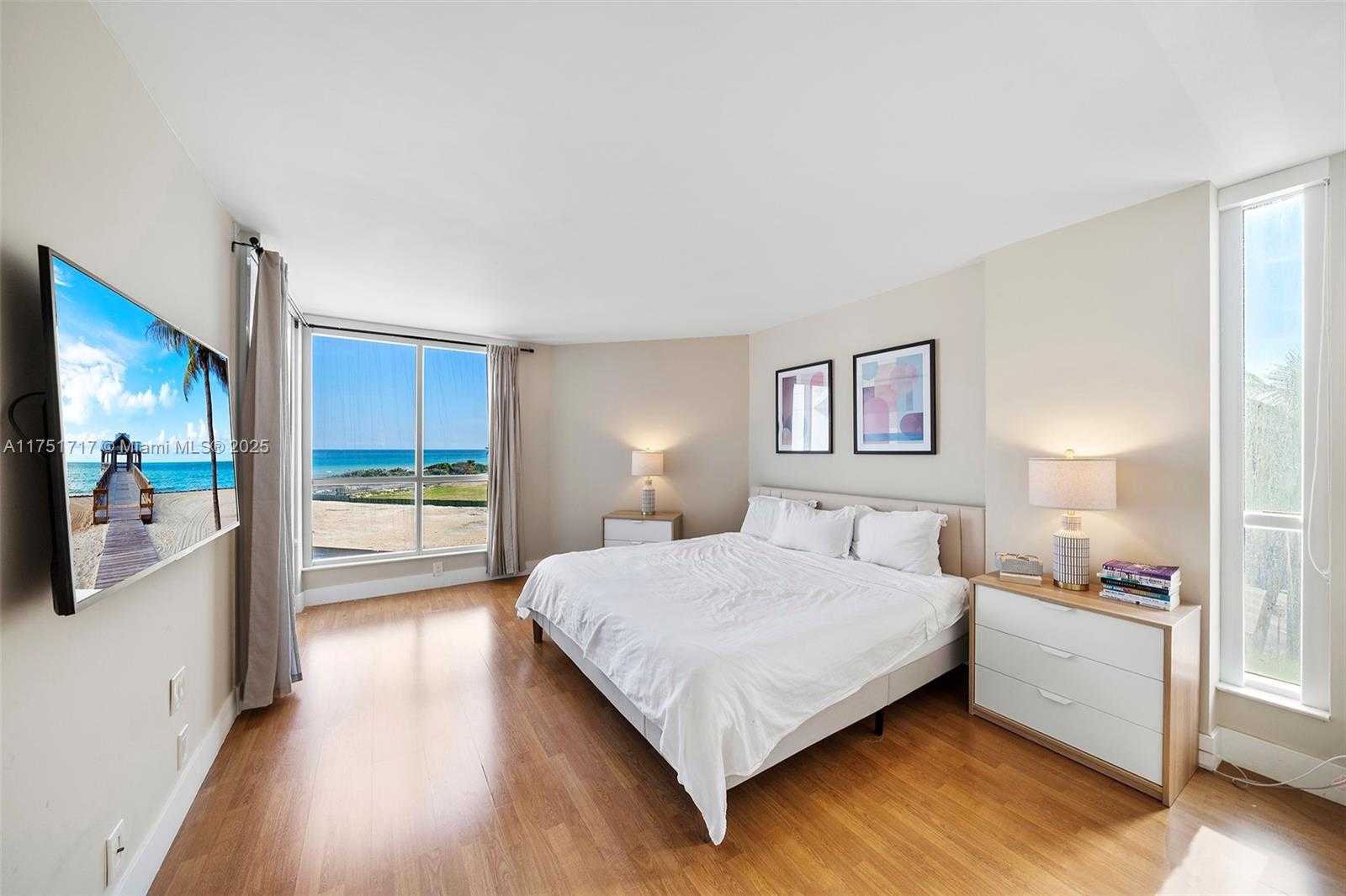 Small Image of 6767 COLLINS AVE #302, Miami Beach Number 15