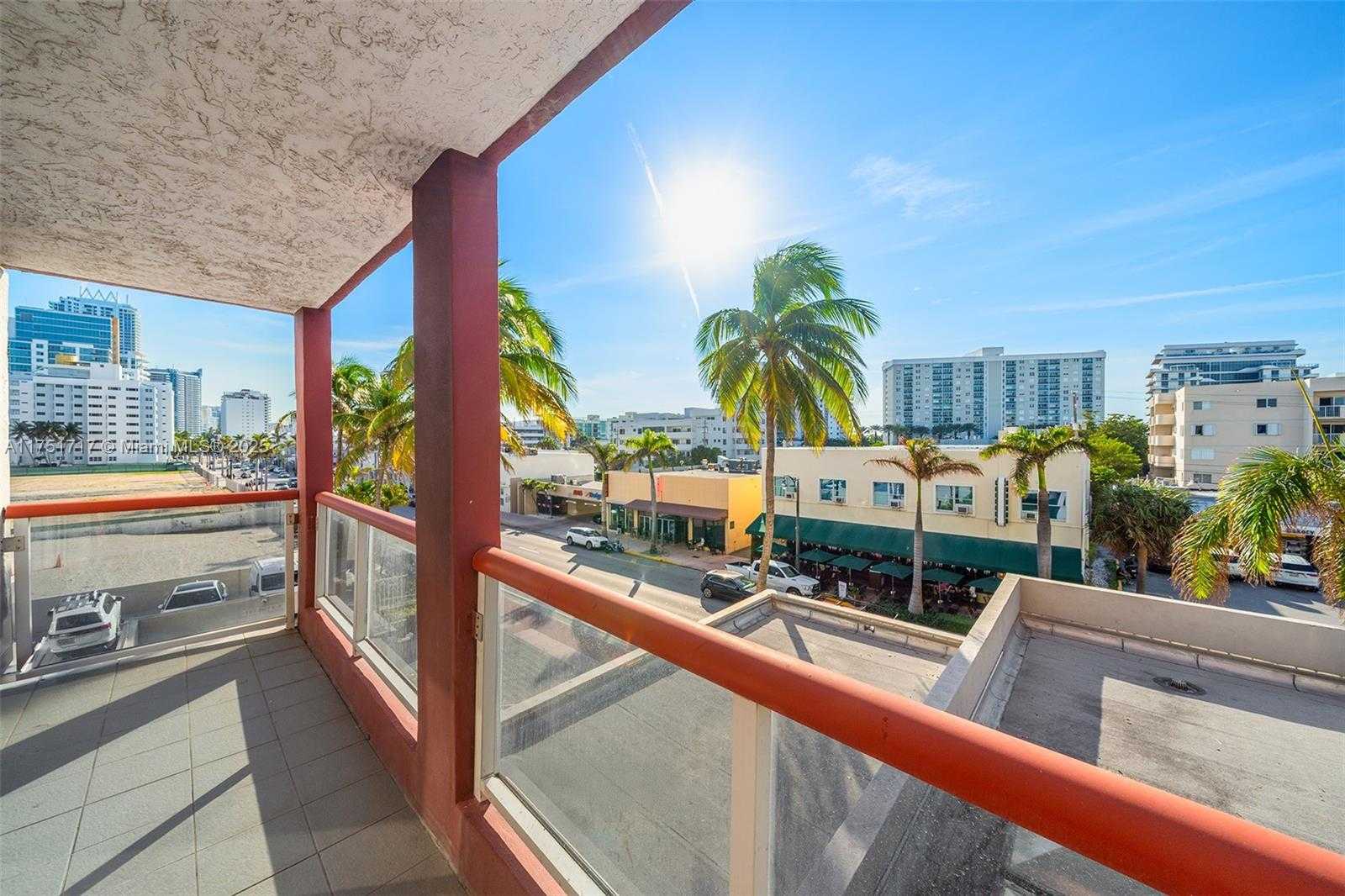 Small Image of 6767 COLLINS AVE #302, Miami Beach Number 23