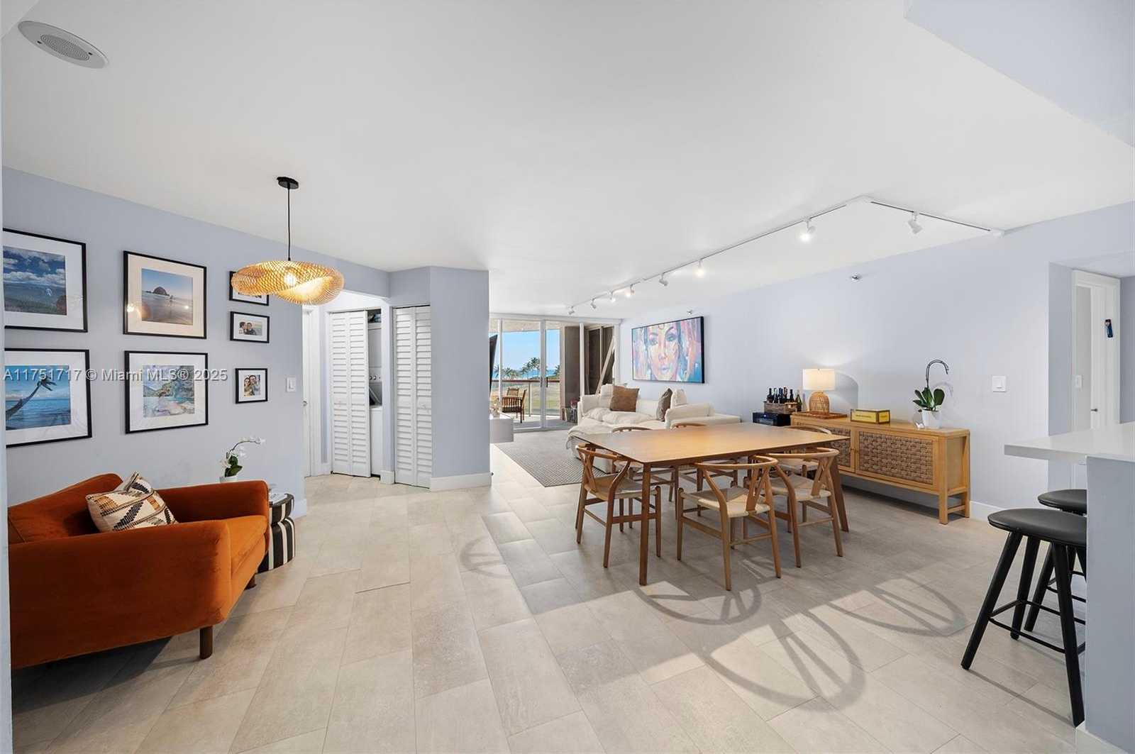 Small Image of 6767 COLLINS AVE #302, Miami Beach Number 3