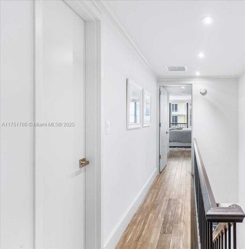 Small Image of 400 SOUTH OCEAN BLVD #2230, Palm Beach Number 13