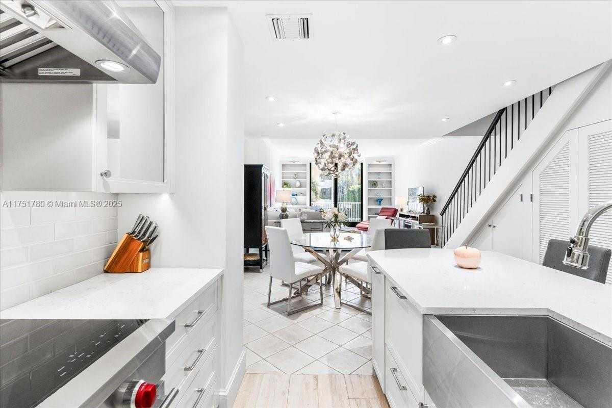 Small Image of 400 SOUTH OCEAN BLVD #2230, Palm Beach Number 2