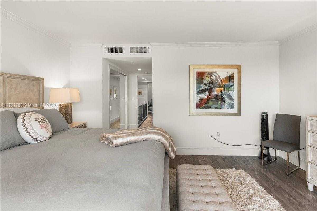 Small Image of 400 SOUTH OCEAN BLVD #2230, Palm Beach Number 33