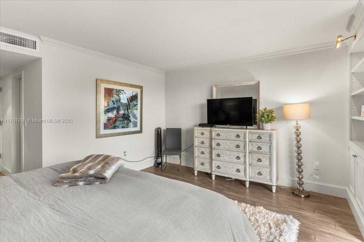 Small Image of 400 SOUTH OCEAN BLVD #2230, Palm Beach Number 34