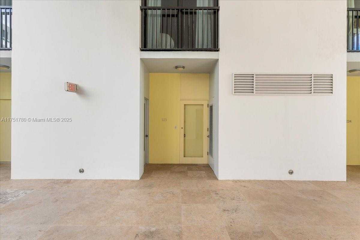 Small Image of 400 SOUTH OCEAN BLVD #2230, Palm Beach Number 38