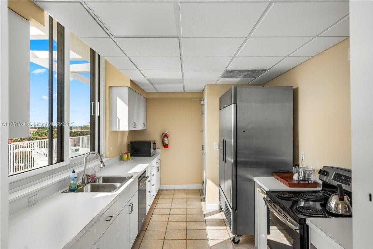 Small Image of 400 SOUTH OCEAN BLVD #2230, Palm Beach Number 50