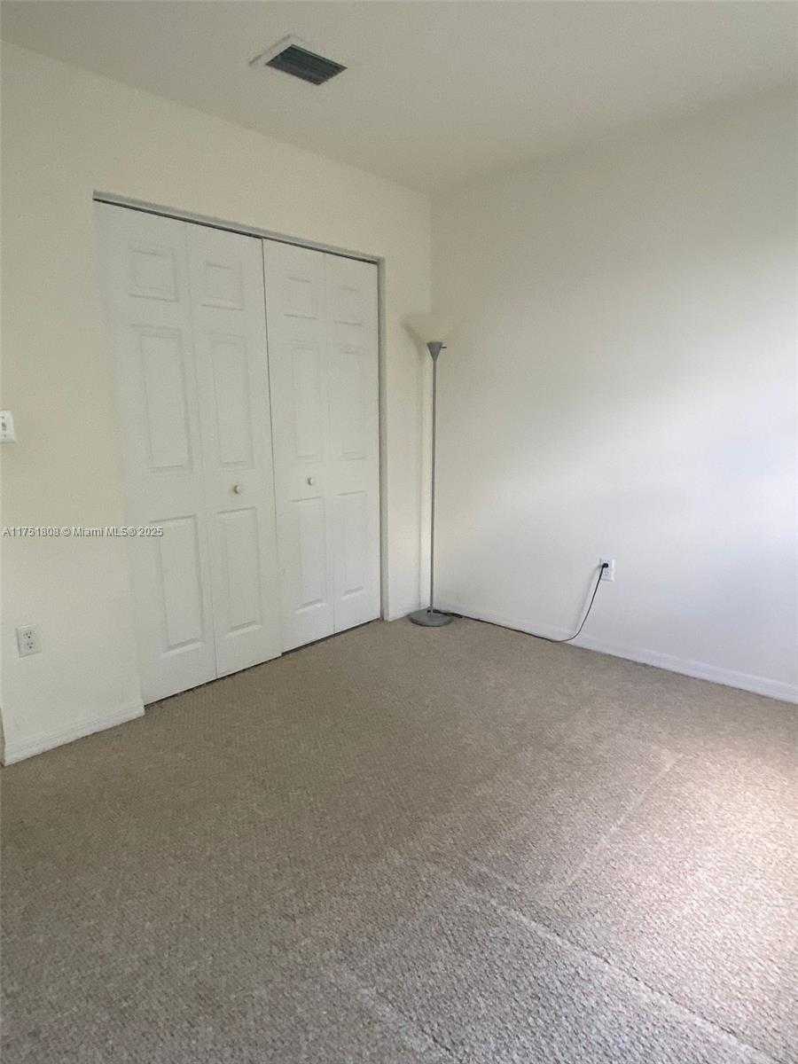 Small Image of 5868 SOUTH WEST 163RD AVE, Miami Number 13