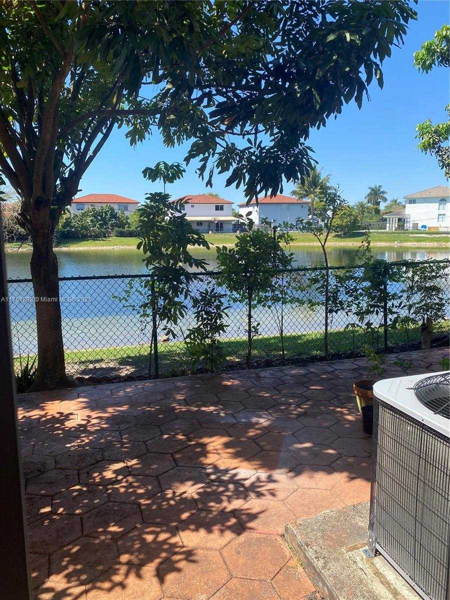 Small Image of 5868 SOUTH WEST 163RD AVE, Miami Number 20