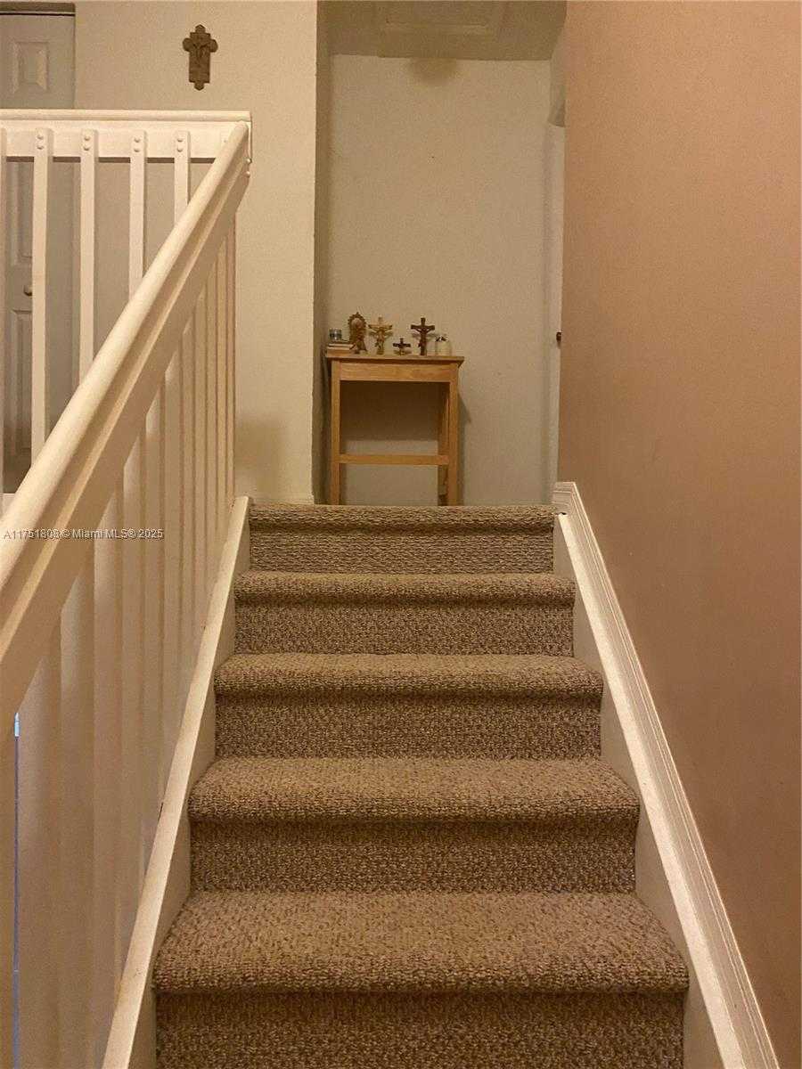 Small Image of 5868 SOUTH WEST 163RD AVE, Miami Number 9