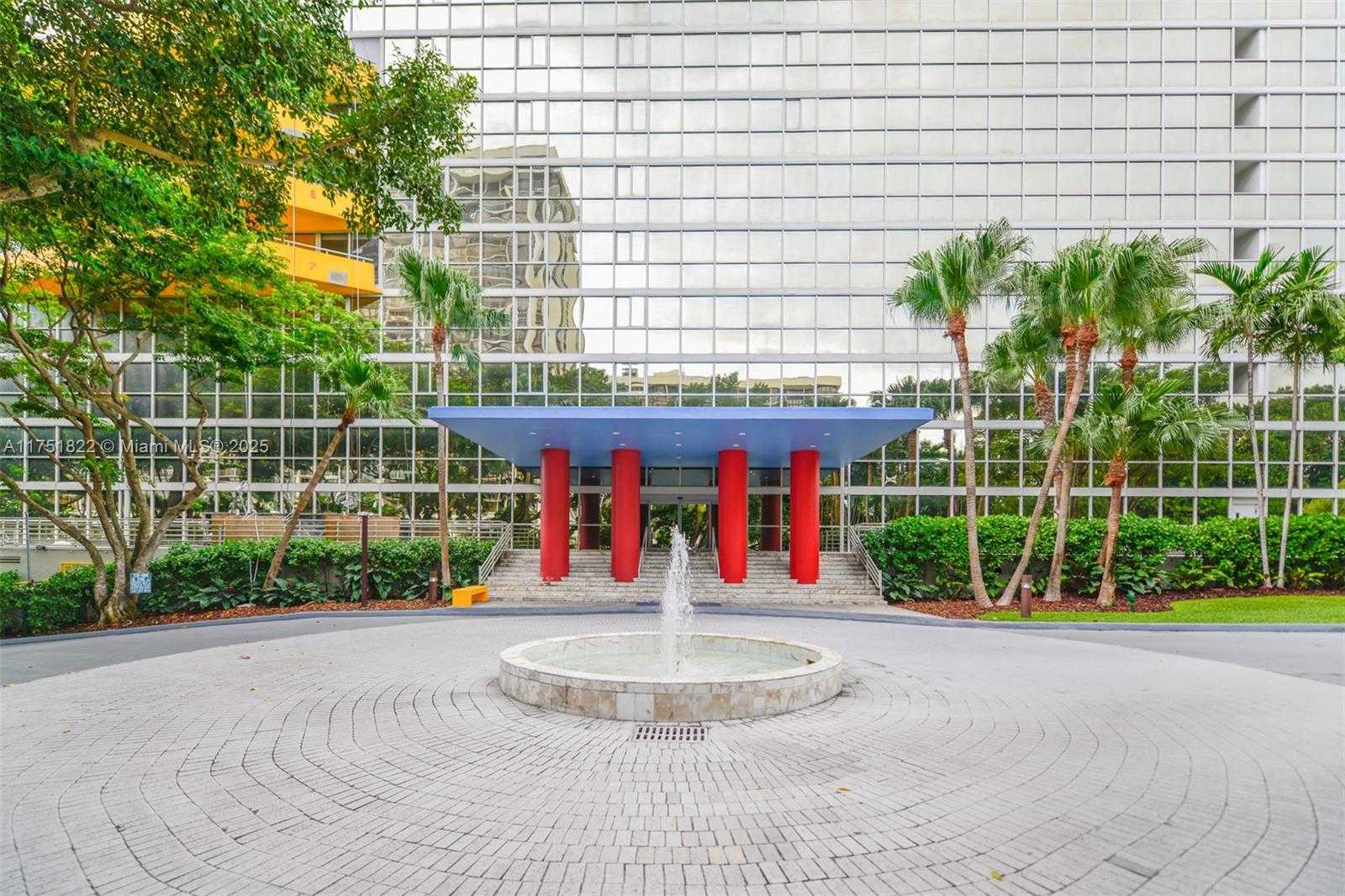 Small Image of 2025 BRICKELL AVE #901, Miami Number 49