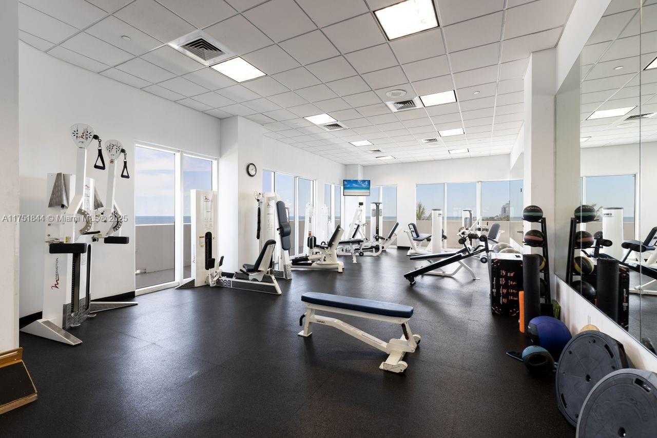 Small Image of 6365 COLLINS AVE #4002, Miami Beach Number 22