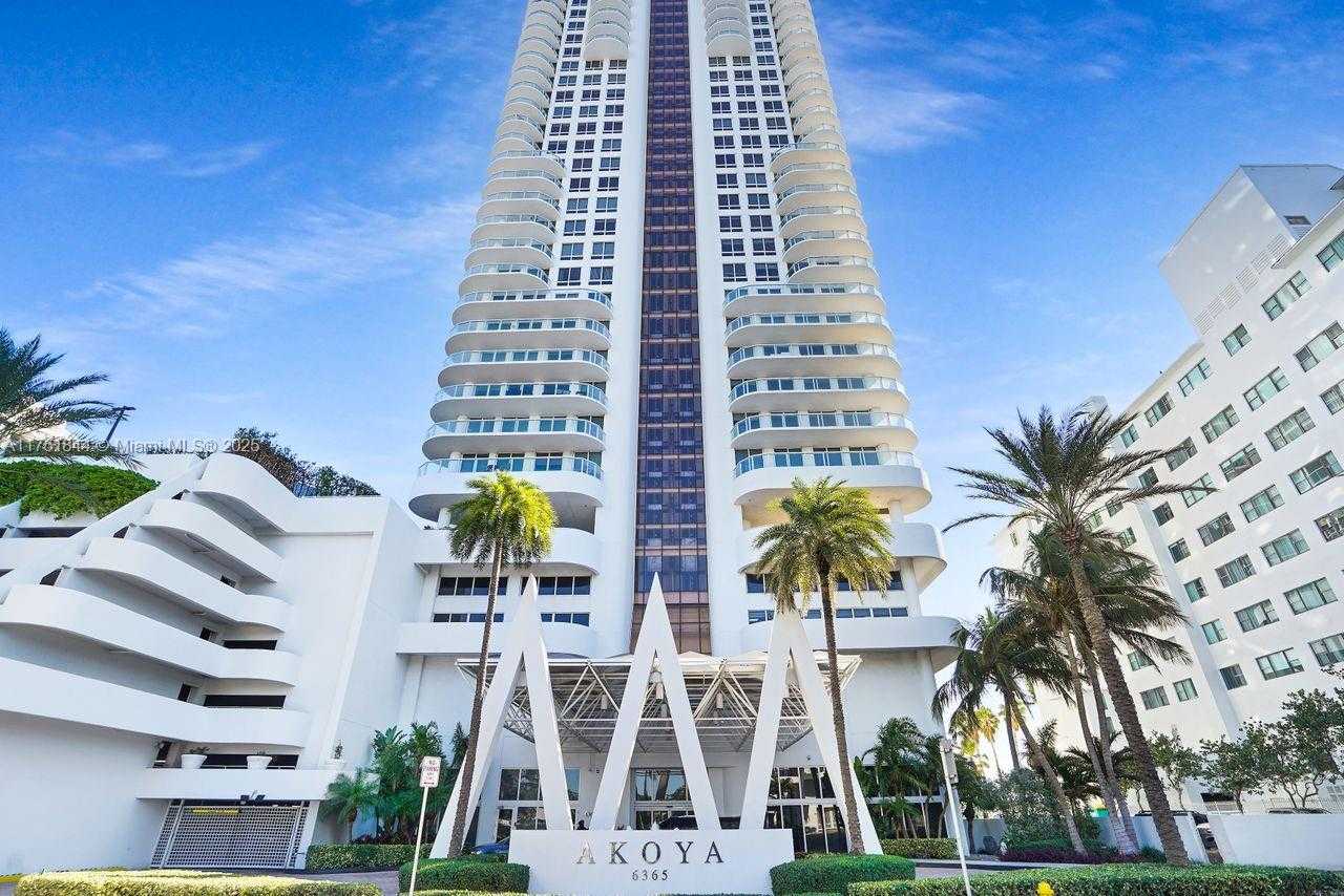 Small Image of 6365 COLLINS AVE #4002, Miami Beach Number 34