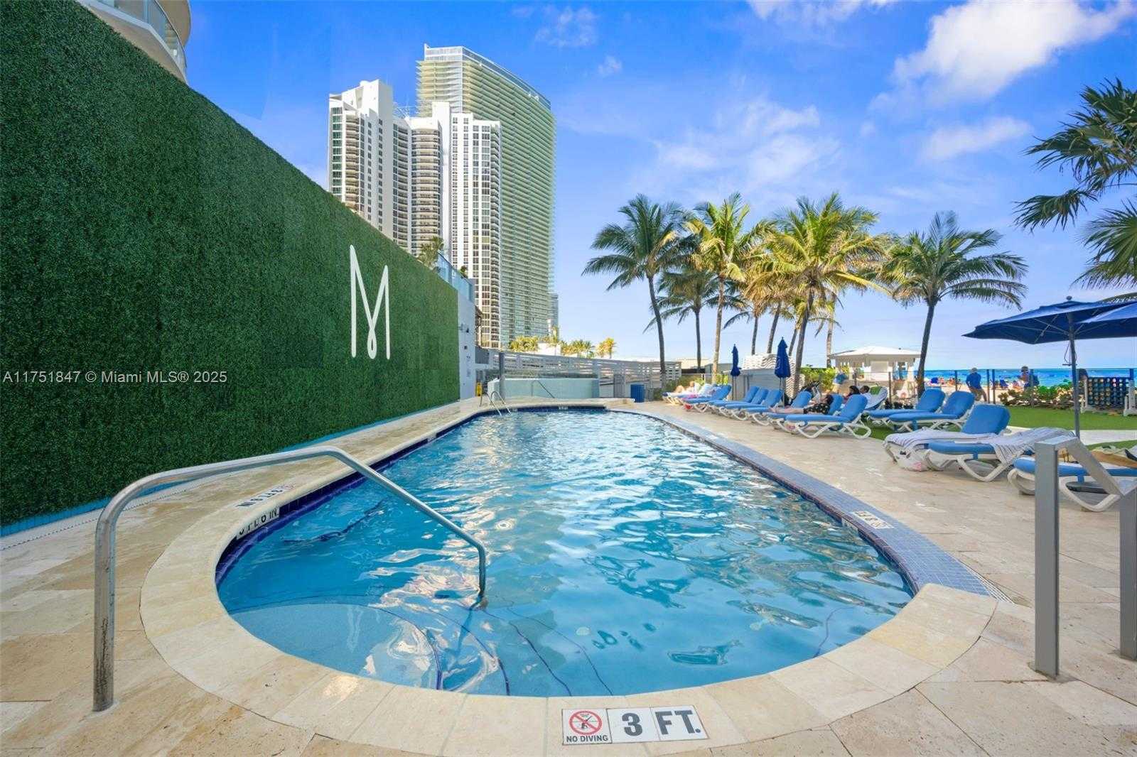 Small Image of 18683 Collins Ave, Sunny Isles Beach, FL 33160, USA Number 26