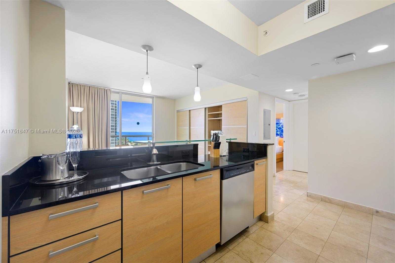 Small Image of 18683 Collins Ave, Sunny Isles Beach, FL 33160, USA Number 7