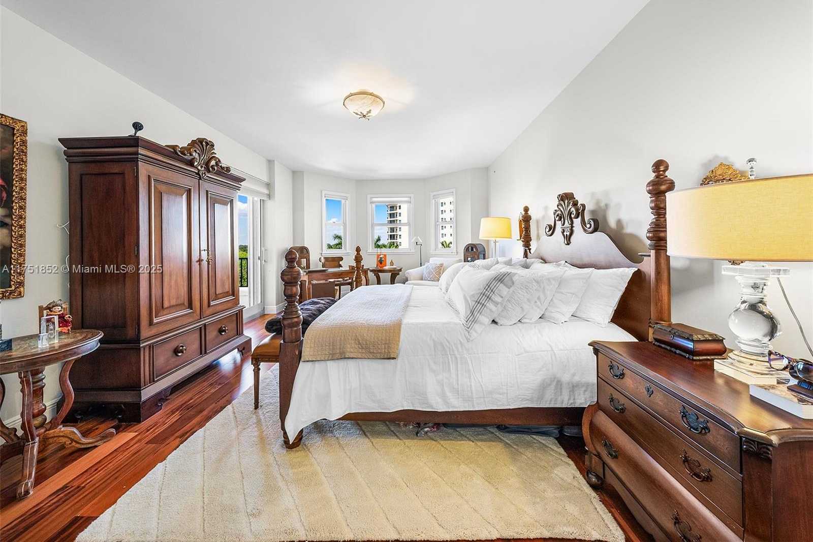 Small Image of 13633 DEERING BAY DR #256, Coral Gables Number 12