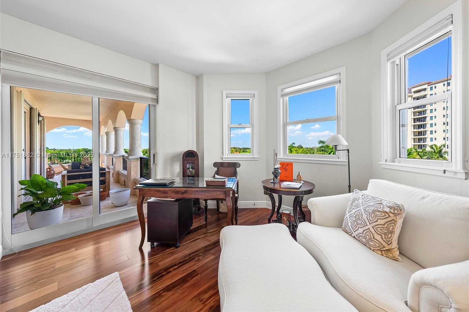 Small Image of 13633 DEERING BAY DR #256, Coral Gables Number 14